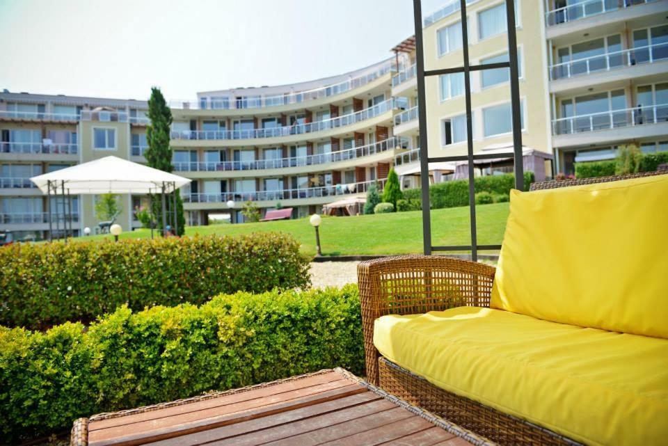 Apartments Del Sol - Sunny Island Complex チェルノモレツ エクステリア 写真